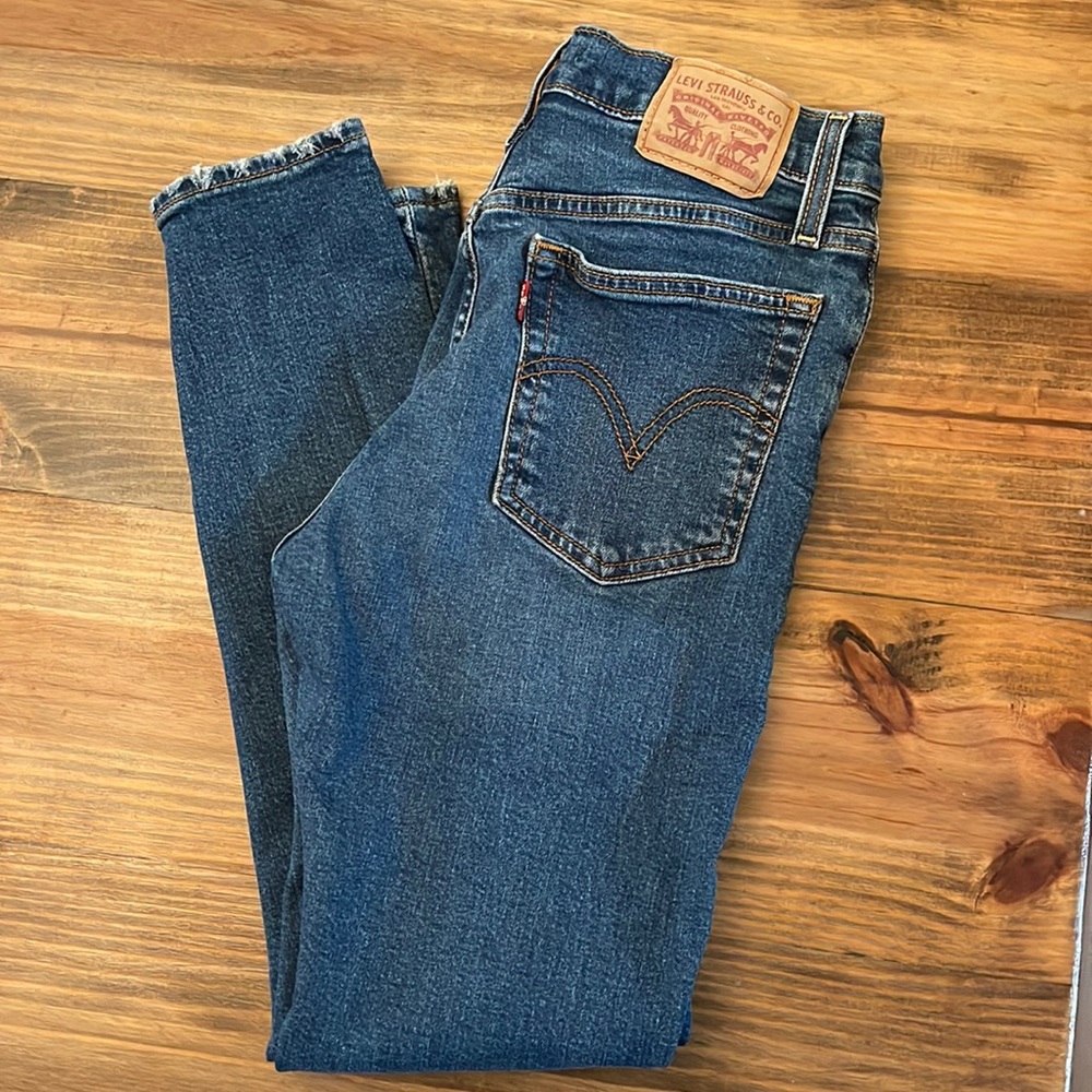 LEVI’S Wedgie Skinny